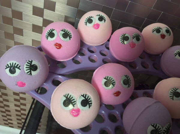 My Lady Bath Bombs - Soapalamode